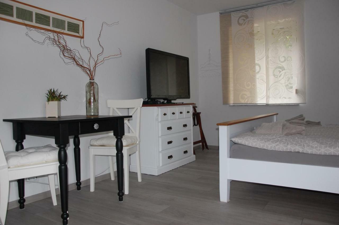 Privatquartier 73 Hotel Wietzen Eksteriør billede